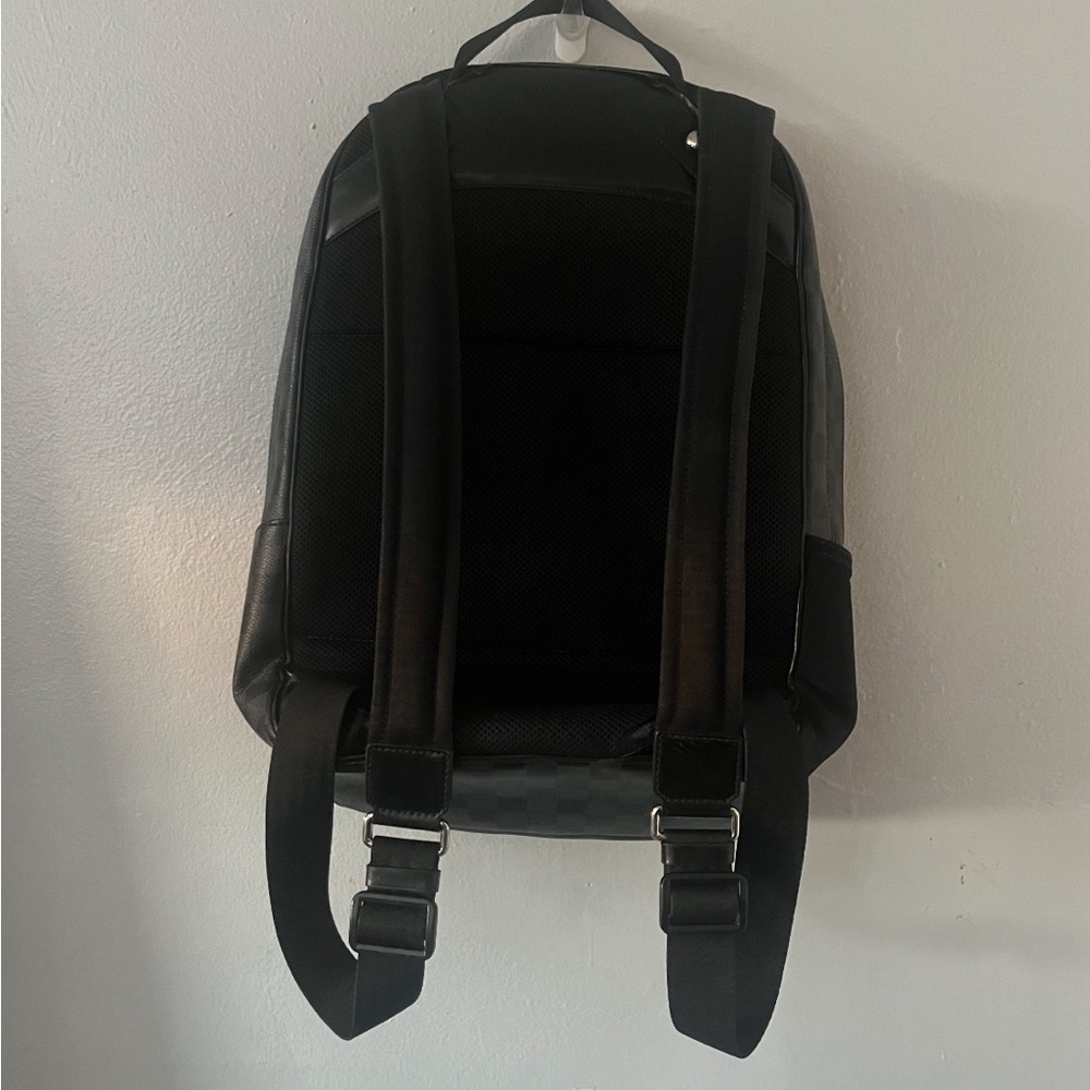 COPY - Louis Vuitton Backback - Picture 10 of 15